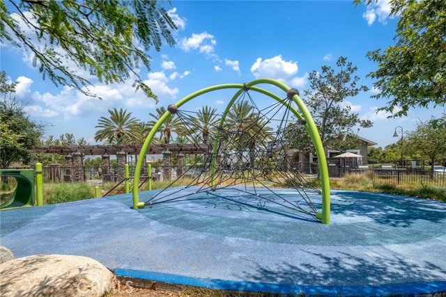 Detail Gallery Image 50 of 62 For 61 Windwalker Way, Tustin,  CA 92782 - 6 Beds | 5/1 Baths