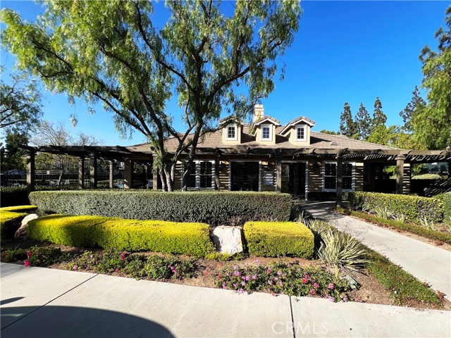 2937 Arboridge Court, Fullerton CA: https://media.crmls.org/medias/aa6072e5-8fc0-47b8-b52f-820b0314ae9f.jpg