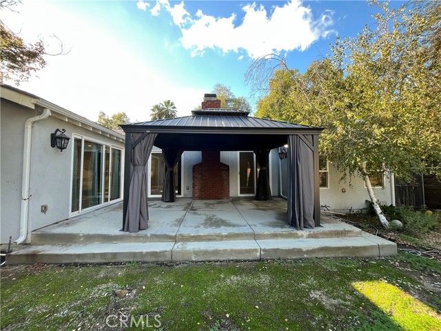 Detail Gallery Image 25 of 33 For 5108 Serrania, Woodland Hills,  CA 91364 - 2 Beds | 3 Baths