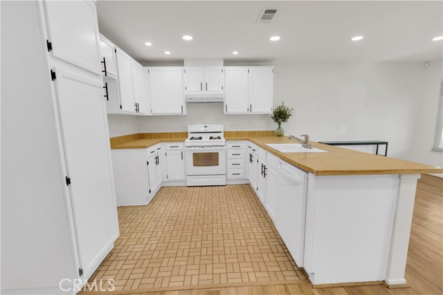 Detail Gallery Image 8 of 36 For 1342 N Isadora, Ontario,  CA 91764 - 4 Beds | 2 Baths