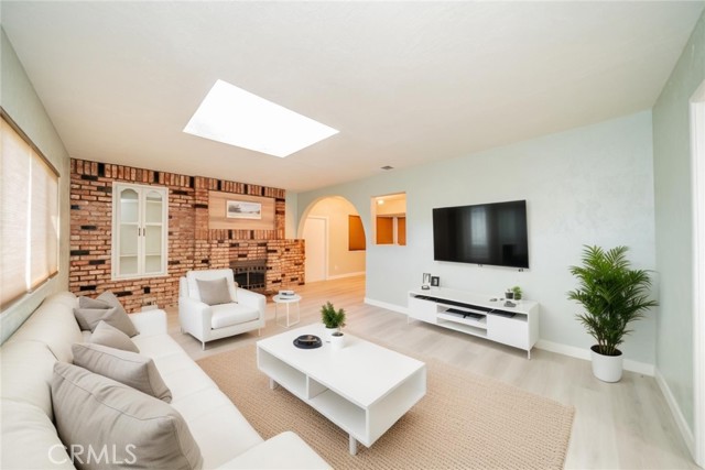 Detail Gallery Image 4 of 39 For 1232 W Alexander Ave, San Bernardino,  CA 92405 - 2 Beds | 1 Baths