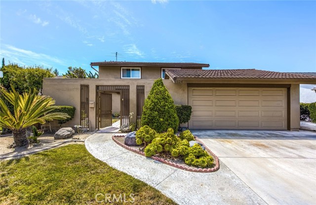 2324 E Clifpark Way, Anaheim, CA 92806