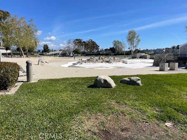 Detail Gallery Image 33 of 34 For 73 Fallingstar, Irvine,  CA 92614 - 2 Beds | 2 Baths