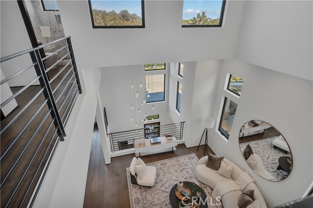 332 Avenue E, Redondo Beach, California 90277, 5 Bedrooms Bedrooms, ,6 BathroomsBathrooms,Residential,For Sale,Avenue E,SB26070979
