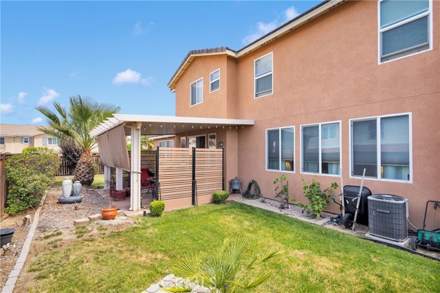 Detail Gallery Image 40 of 42 For 12282 Martinique St, Victorville,  CA 92392 - 4 Beds | 3 Baths