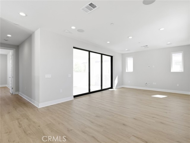 Detail Gallery Image 5 of 33 For 140 Creation, Irvine,  CA 92618 - 5 Beds | 5 Baths