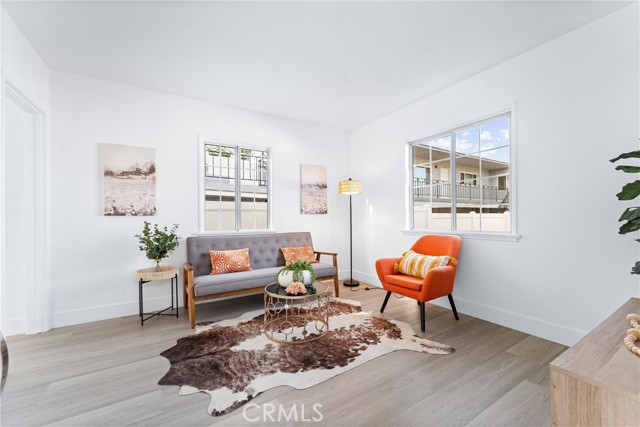 765 Loma Avenue, Long Beach CA: https://media.crmls.org/medias/aa63bf38-cd50-4c73-bb23-344fad885c54.jpg