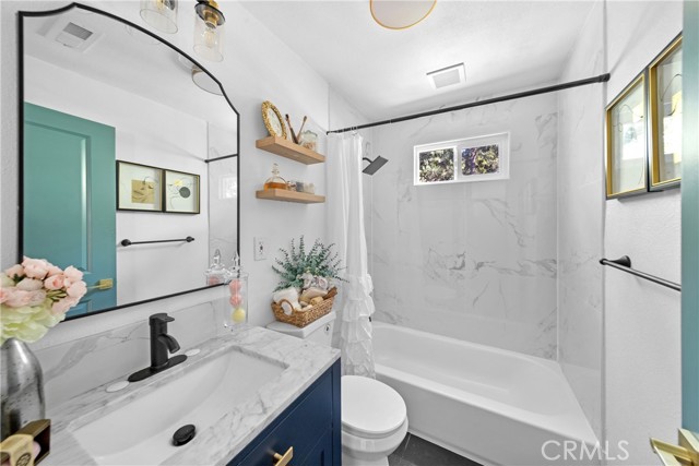 22384 Crest Forest Road, Cedarpines Park CA: https://media.crmls.org/medias/aa63eeaa-f001-42ec-a27a-a3bb73c34219.jpg