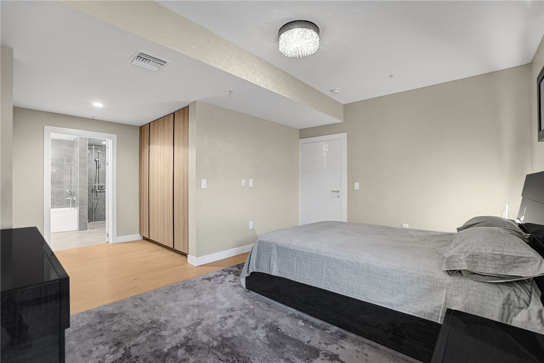 Detail Gallery Image 20 of 39 For 39 S Los Robles Ave #6019,  Pasadena,  CA 91101 - 2 Beds | 2/1 Baths