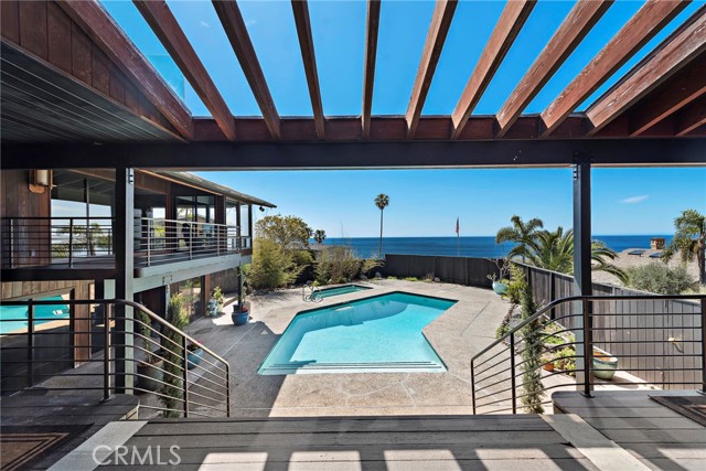 Detail Gallery Image 5 of 30 For 622 Mystic, Laguna Beach,  CA 92651 - 5 Beds | 4 Baths