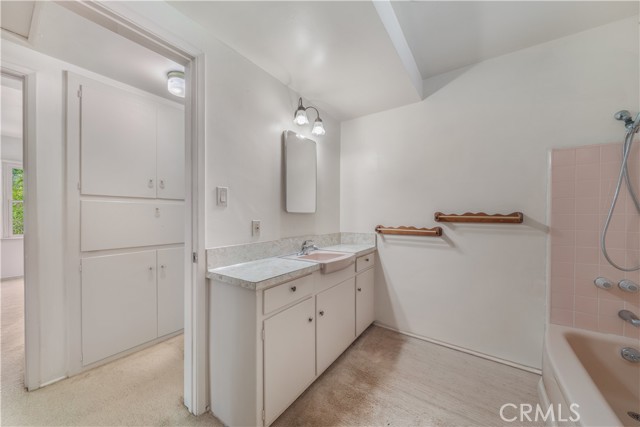 Detail Gallery Image 19 of 26 For 3336 Dunsmere, Glendale,  CA 91206 - 3 Beds | 2 Baths