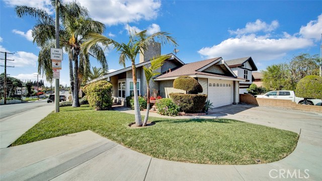 463 S 3Rd Ave, La Puente, CA 91746