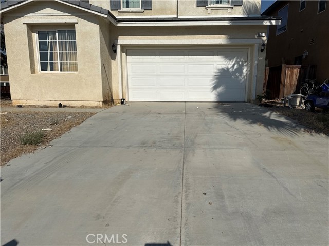 Detail Gallery Image 3 of 27 For 15111 Diamond Rd, Victorville,  CA 92394 - 4 Beds | 3 Baths