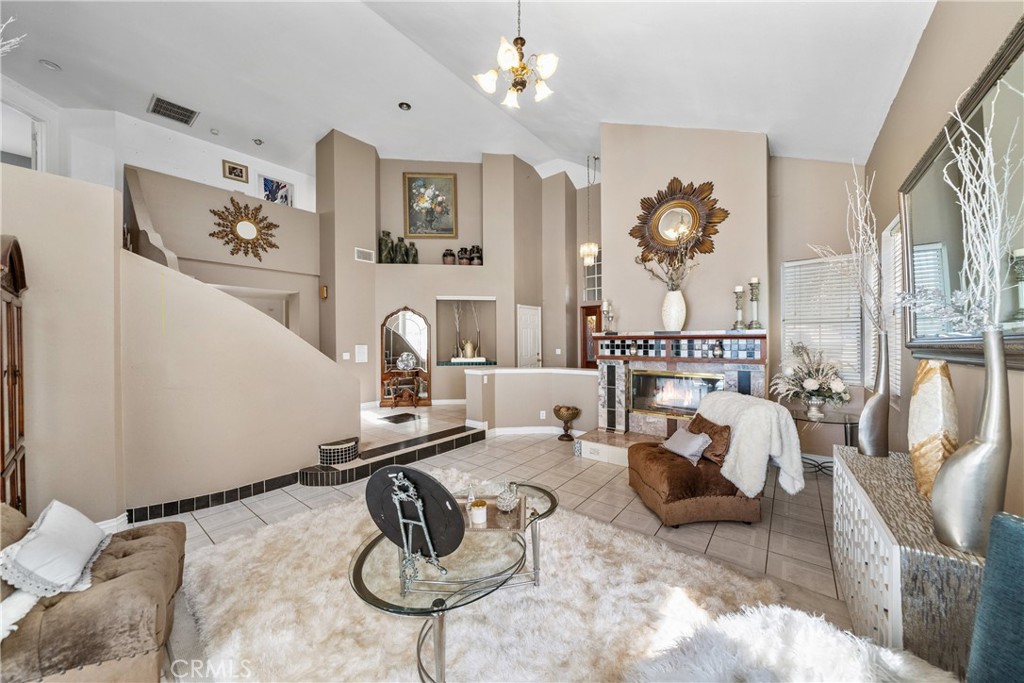 MLS #IV25161749 image #11