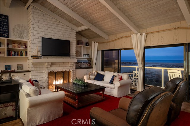 Detail Gallery Image 19 of 27 For 1303 E Balboa Bld, Newport Beach,  CA 92661 - 3 Beds | 2/1 Baths