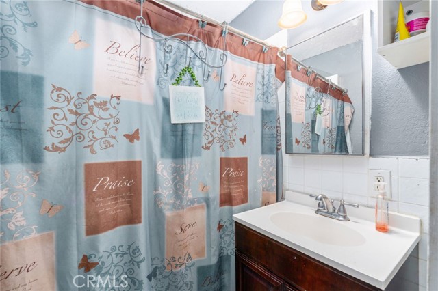 Detail Gallery Image 21 of 34 For 645 E King, Rialto,  CA 92376 - 4 Beds | 2 Baths