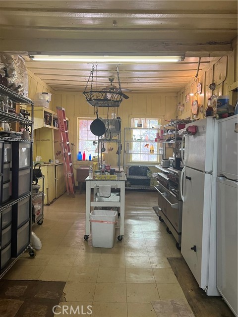 18727 Skyway, Stirling City CA: https://media.crmls.org/medias/aa6c83a2-23f0-4d05-bf03-cb6f51123df9.jpg