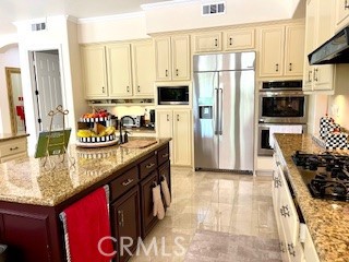 Detail Gallery Image 8 of 16 For 450 S Estate Dr, Orange,  CA 92869 - 5 Beds | 5/1 Baths