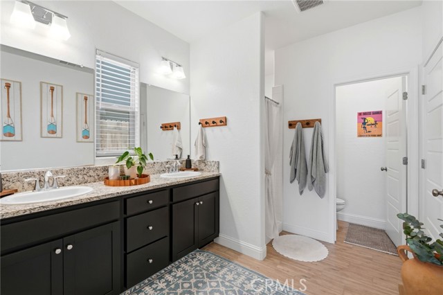 Detail Gallery Image 38 of 52 For 2587 W Heather, Hanford,  CA 93230 - 3 Beds | 2 Baths