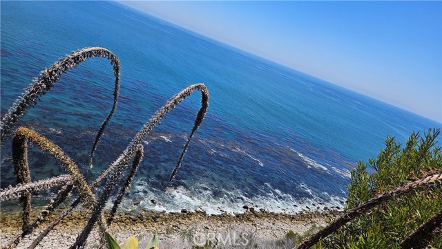 32735 Seagate Drive, Rancho Palos Verdes, California 90275, 2 Bedrooms Bedrooms, ,2 BathroomsBathrooms,Residential,For Sale,Seagate,SB25150738