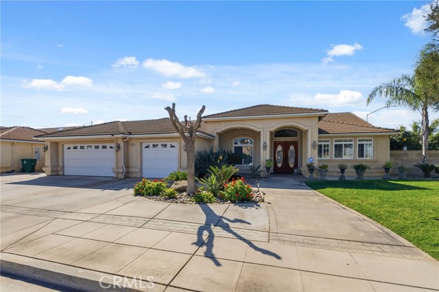 Detail Gallery Image 3 of 45 For 3296 Hollow Ave, Madera,  CA 93637 - 3 Beds | 2/1 Baths