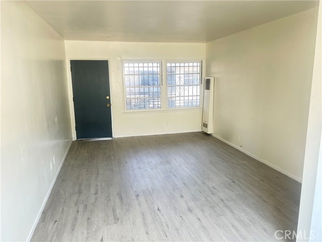 18127 Roscoe Boulevard # 5, Northridge (los Angeles), California 91325, 1 Bedroom Bedrooms, ,1 BathroomBathrooms,Residential Lease,For Rent,18127 Roscoe Boulevard # 5,CRSR24167811