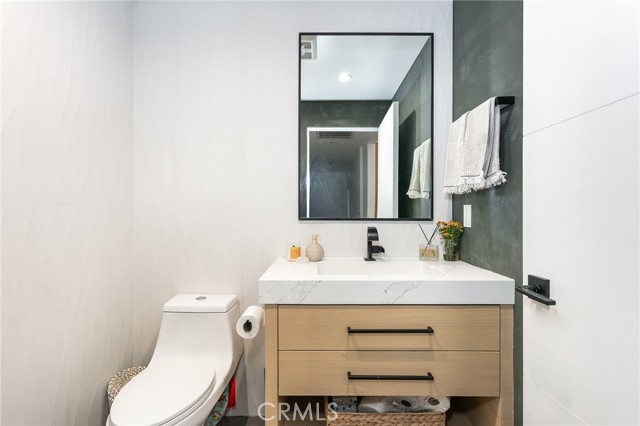 Detail Gallery Image 12 of 36 For 7127 Forest Hills Rd, West Hills,  CA 91307 - 4 Beds | 4/1 Baths