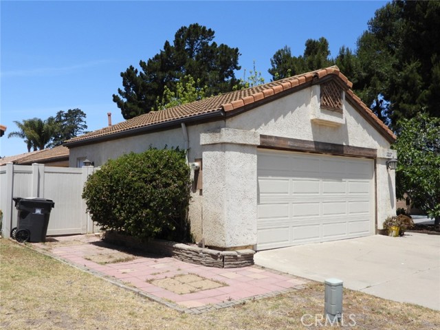 Detail Gallery Image 1 of 1 For 2227 Iliff Ln, Santa Maria,  CA 93458 - 2 Beds | 2 Baths