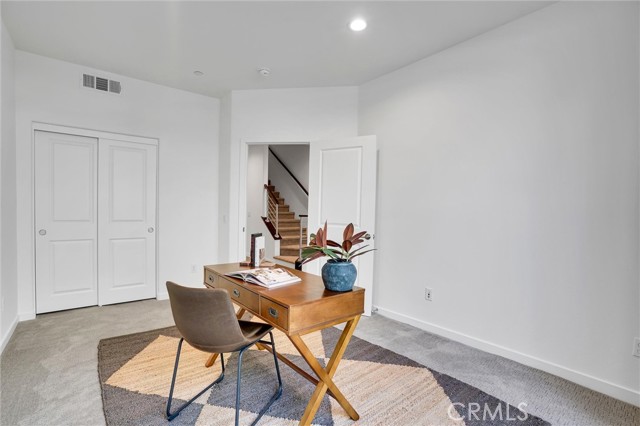 Detail Gallery Image 16 of 42 For 1512 W Artesia Square #F,  Gardena,  CA 90248 - 3 Beds | 3/1 Baths