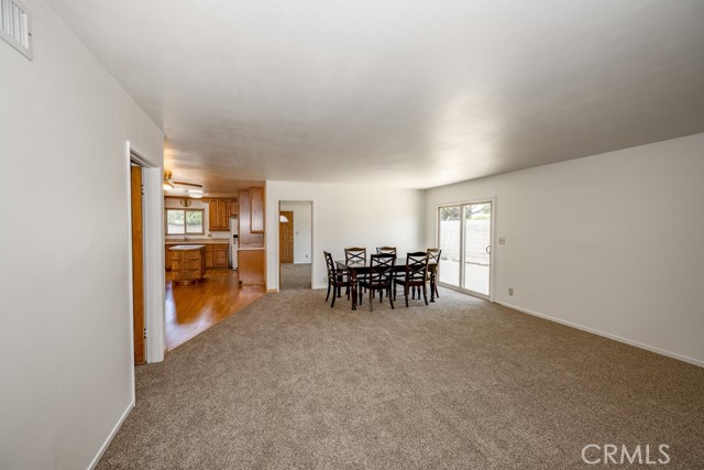 Detail Gallery Image 4 of 29 For 1557 E Farland St, Covina,  CA 91724 - 4 Beds | 2 Baths