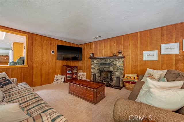 9977 Incline Road, El Portal CA: https://media.crmls.org/medias/aa71ae96-9966-46fc-96d1-d8416580531d.jpg
