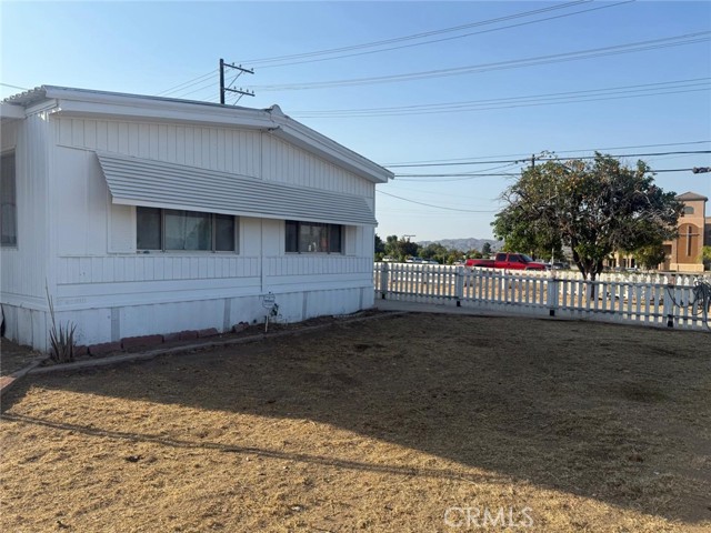 33013 Arbolado Lane, Lake Elsinore CA: https://media.crmls.org/medias/aa731c39-d76c-4059-a512-b6b24af062c1.jpg