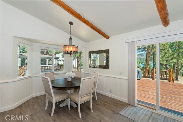 Detail Gallery Image 14 of 38 For 42057 Sky View Ridge, Big Bear Lake,  CA 92315 - 3 Beds | 2 Baths