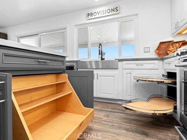 Detail Gallery Image 22 of 62 For 1914 Radford St, Oceanside,  CA 92056 - 4 Beds | 2/1 Baths