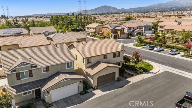 Detail Gallery Image 6 of 45 For 1405 Aloe Ct, Beaumont,  CA 92223 - 3 Beds | 2/1 Baths