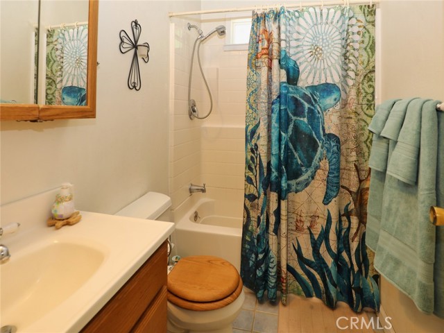 Detail Gallery Image 15 of 32 For 15233 Austin Dr, Clearlake,  CA 95422 - 3 Beds | 2 Baths