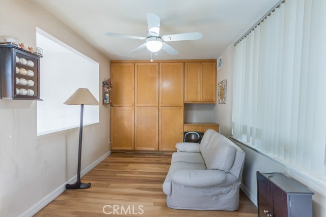 Image 19 of 35 For 25847 Mcbean Pkwy  25