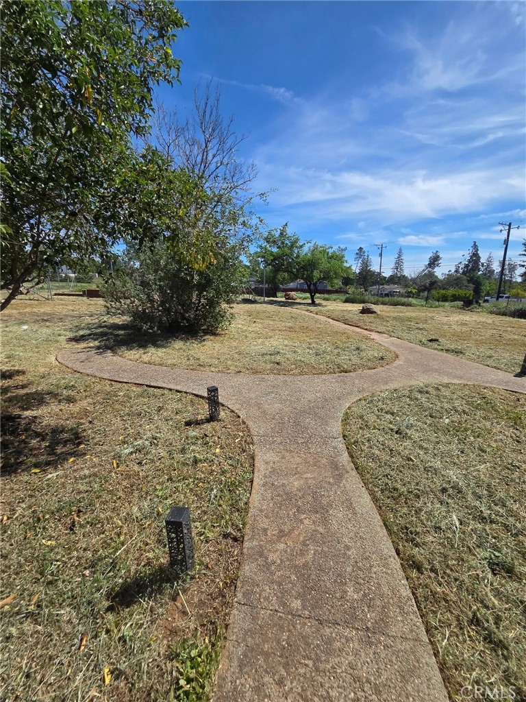 https://media.crmls.org/medias/aa76956a-3767-4781-87e3-f1a9641a94b7.jpg?preset=X-Large