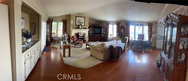 Detail Gallery Image 5 of 36 For 1550 Rimpau, Corona,  CA 92881 - 2 Beds | 2 Baths