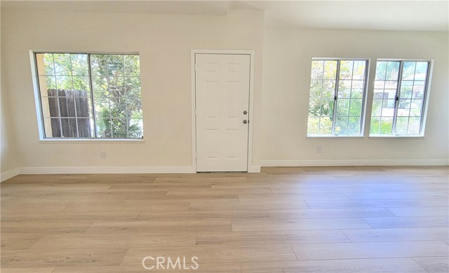 Detail Gallery Image 6 of 18 For 39708 Garin Dr, Murrieta,  CA 92562 - 3 Beds | 2 Baths