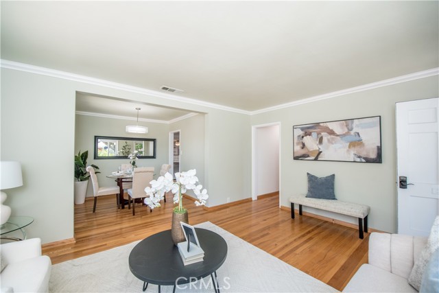 Image 6 of 43 For 5229 Walkerton Street