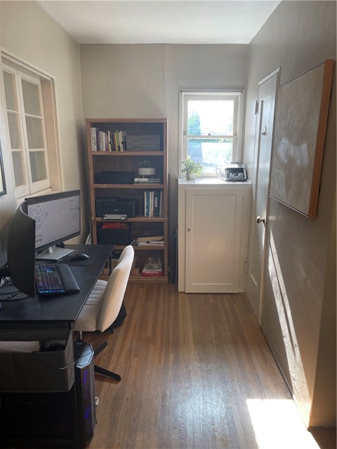 4586 Sunnyside Drive, Riverside CA: https://media.crmls.org/medias/aa789f1b-c5b4-4fcc-a6a9-41b30b1ed516.jpg
