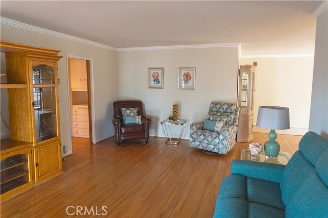 3101 E 2nd Street, Long Beach CA: https://media.crmls.org/medias/aa78a348-c045-4848-8971-5cd0bf0ca531.jpg