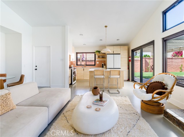 65800 Avenida Ladera, Desert Hot Springs CA: https://media.crmls.org/medias/aa78f01c-a38f-4aec-9a60-ccef991843ed.jpg