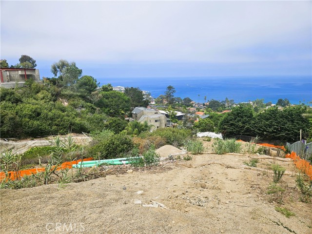 7530 Hillside Drive, La Jolla CA: https://media.crmls.org/medias/aa797a10-99aa-4286-843f-a77f58e1c151.jpg