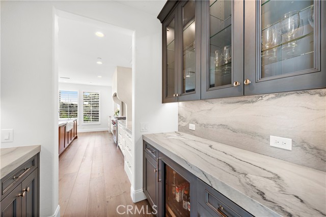 Aa799255 5aec 409b Bf9d Fdade4ad4526