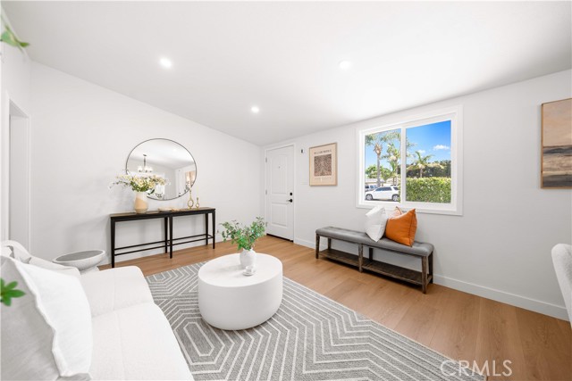 Detail Gallery Image 6 of 36 For 12391 Beck Ave, Garden Grove,  CA 92840 - 4 Beds | 3 Baths
