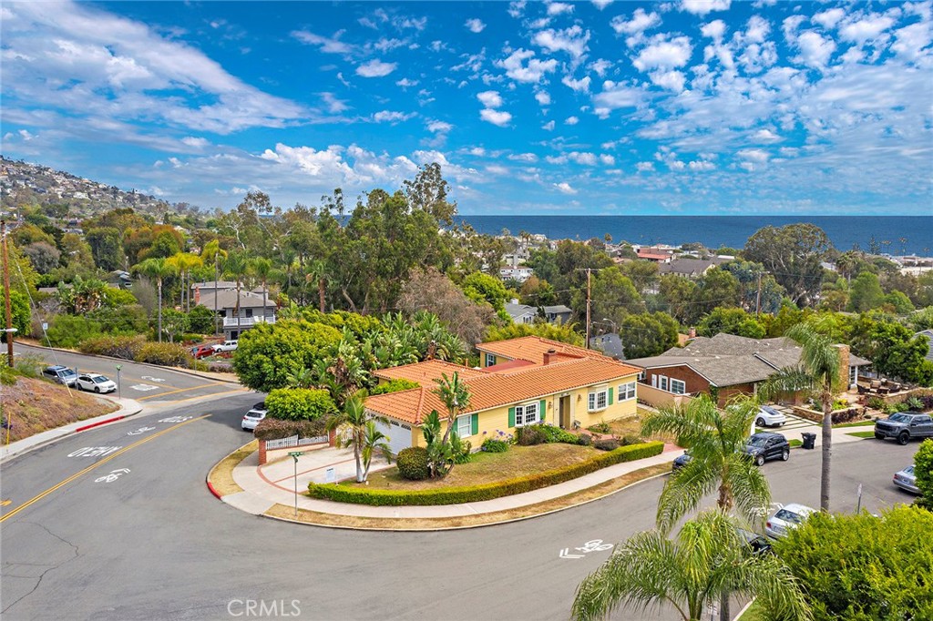 495 El Camino Del Mar
