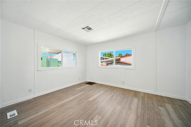 1001 W Lambert Road, La Habra CA: https://media.crmls.org/medias/aa7b08ff-bd84-436c-91bb-eb1c2f6ce645.jpg