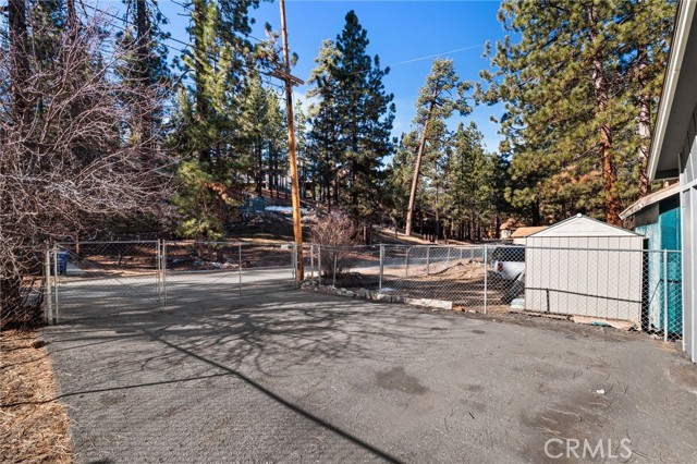 Detail Gallery Image 37 of 44 For 314 W Aeroplane, Big Bear City,  CA 92314 - 2 Beds | 2 Baths